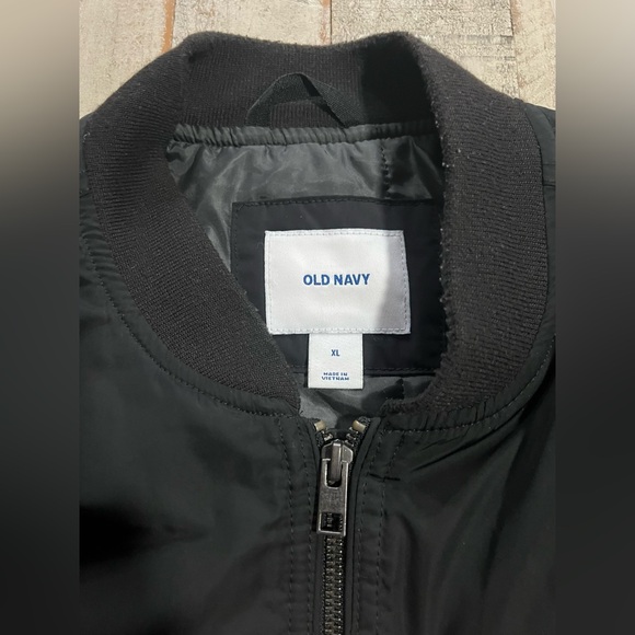 Old Navy Men's Black Bomber Jacket - Picture 2 of 4